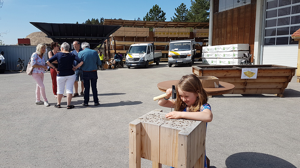 Frühlingsmarkt bei Holzbau Semmler