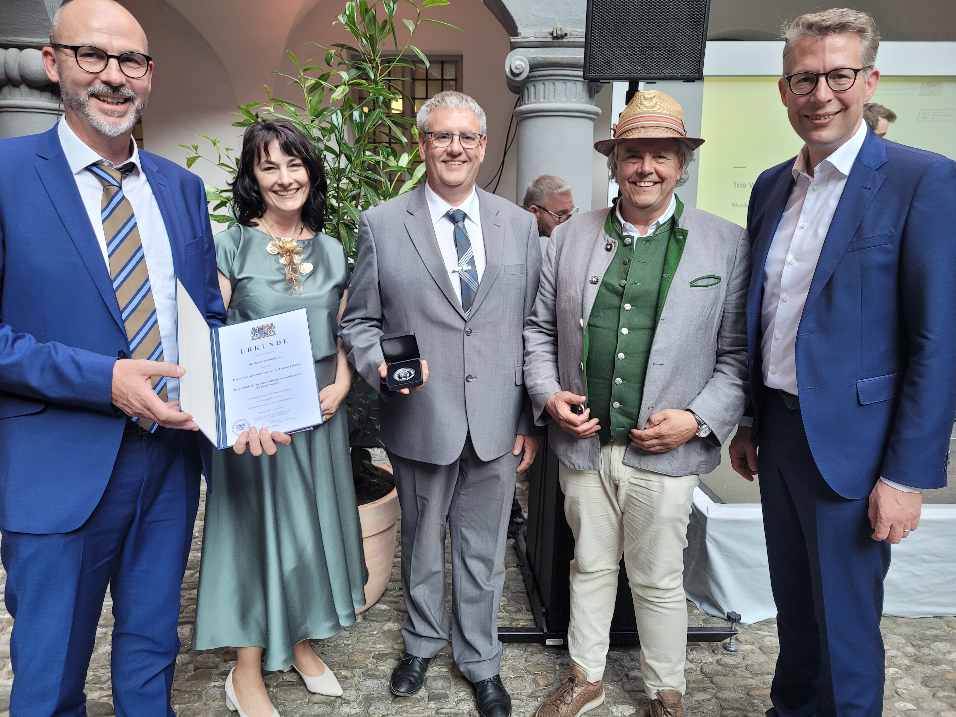 Denkmalschutzmedaille für den Jurastadl in Pittmannsdorf