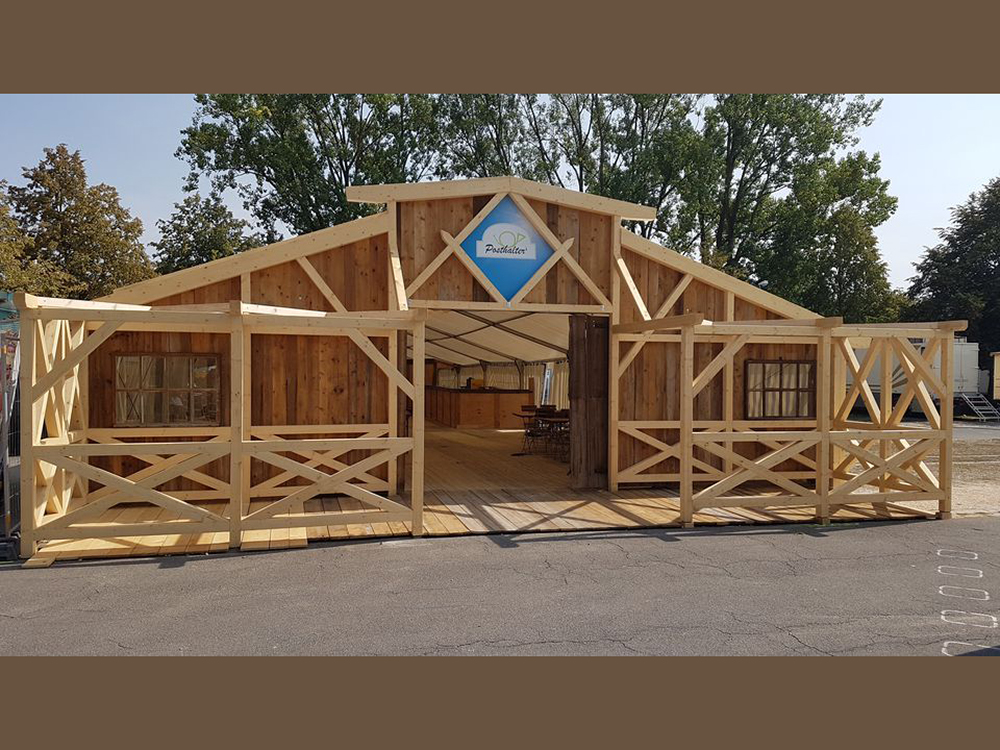 Eine Neue Fassade fürs Weinzelt am Hemauer Volksfest